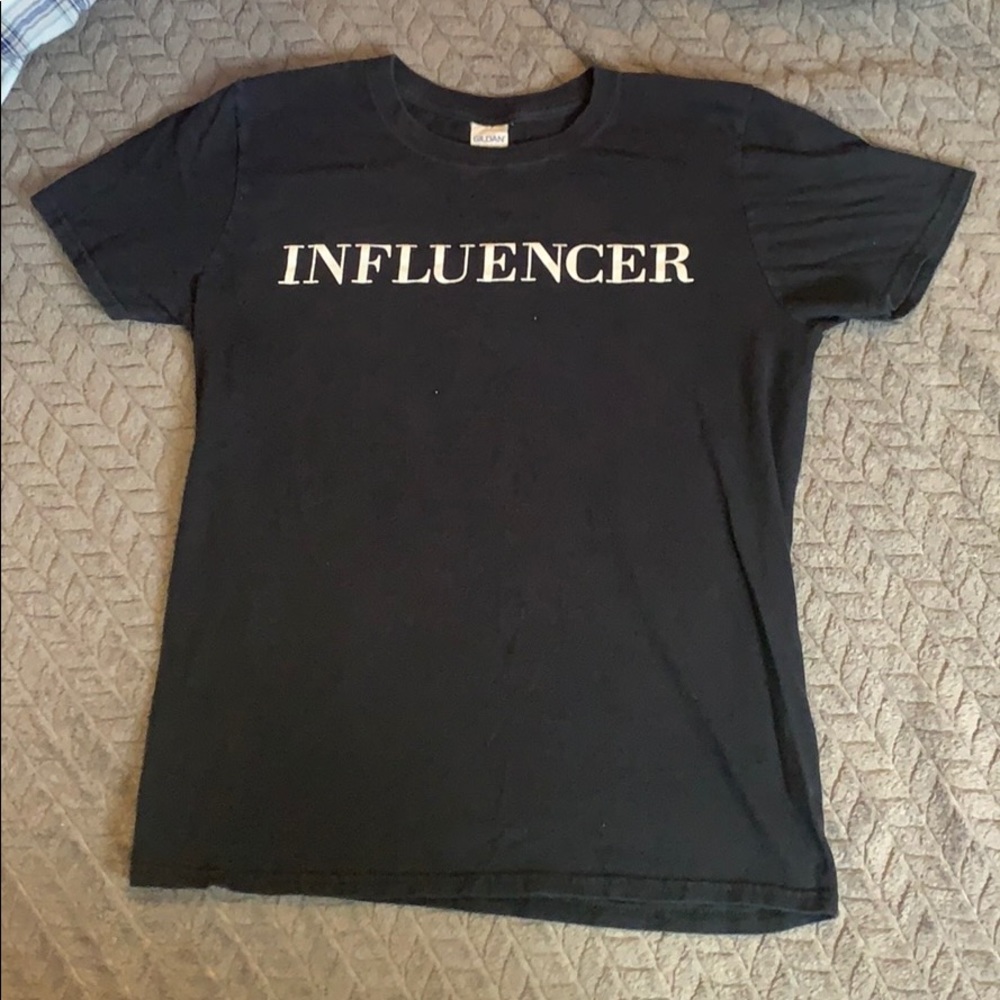 Black t shirt